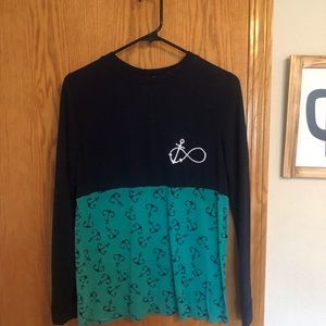 cute blue anchor shirt!